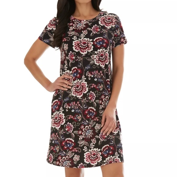 APT.9 Floral Dress with Pockets - Picture 8 of 8